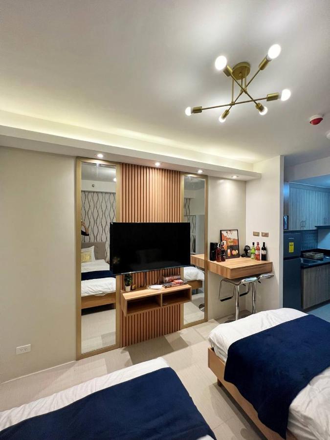 M&M Condostay At Shore 2 Residences Tower 2 Pasay City Manila Kültér fotó